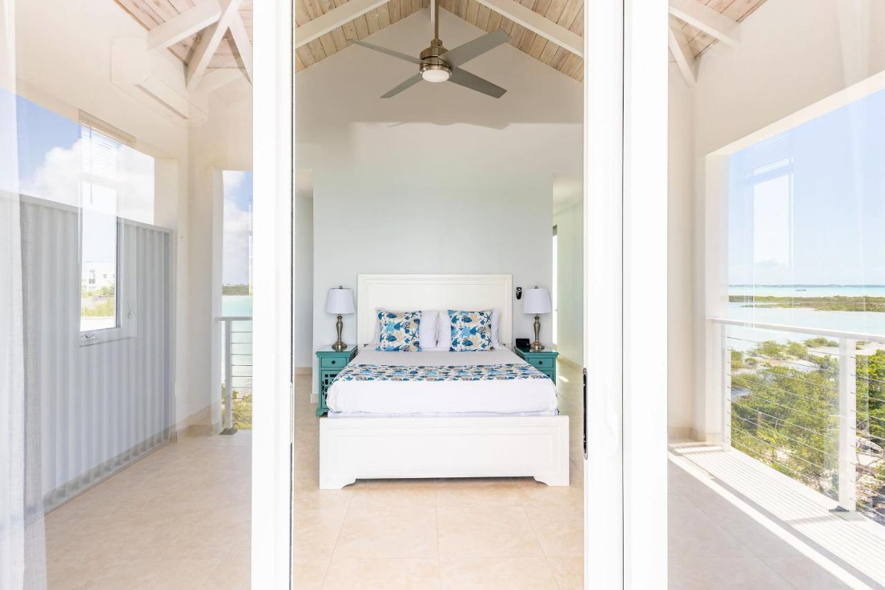 New Tropical Waterfront Cooper Jack Bay Villas Five Cays Settlement Bagian luar foto