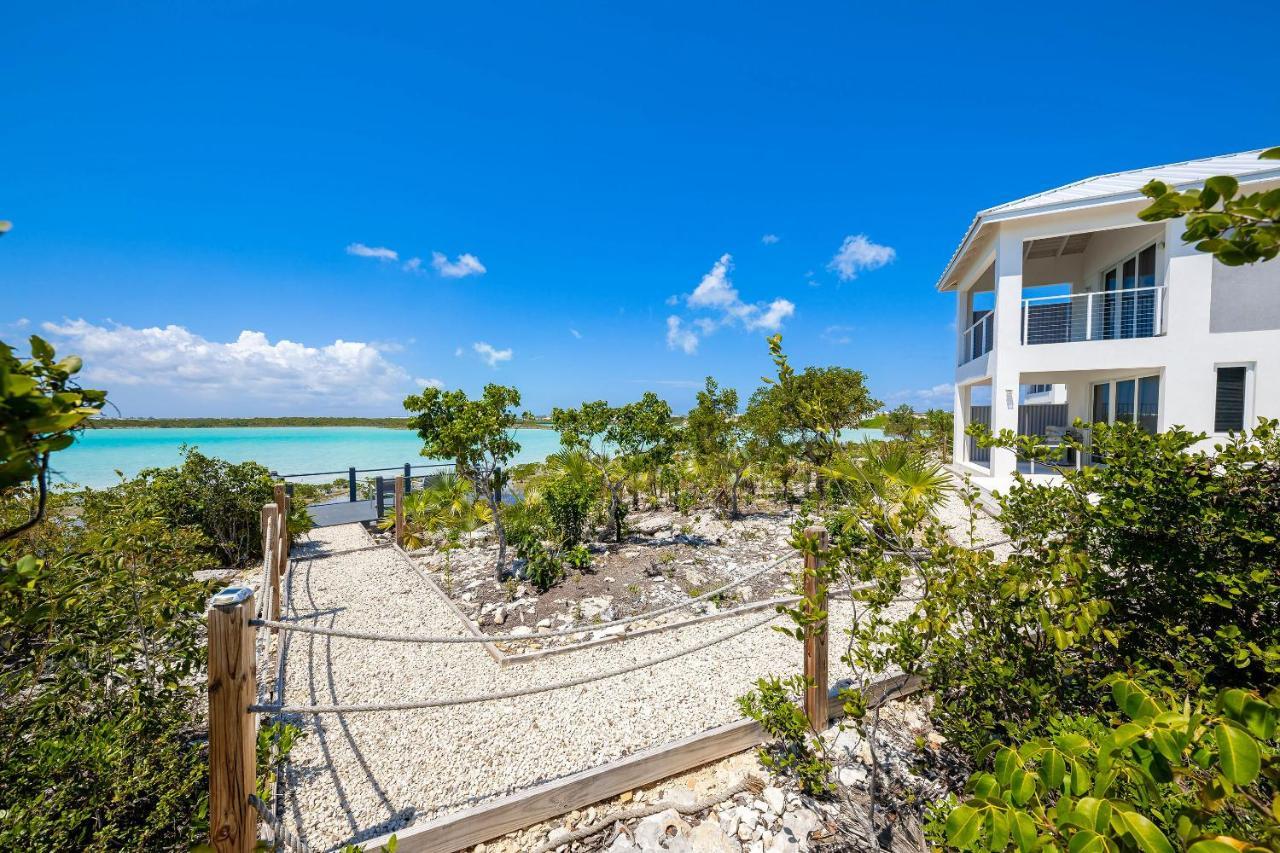 New Tropical Waterfront Cooper Jack Bay Villas Five Cays Settlement Bagian luar foto