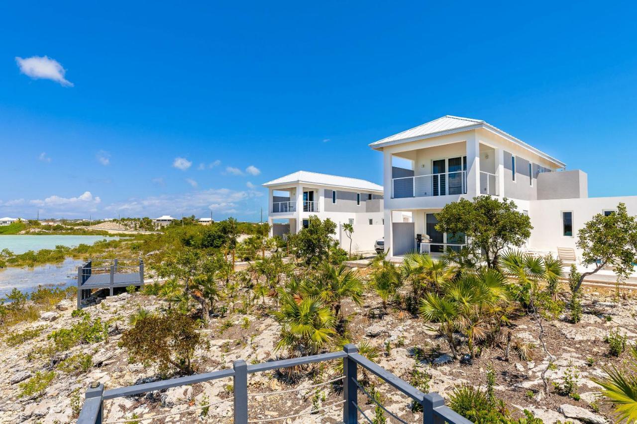 New Tropical Waterfront Cooper Jack Bay Villas Five Cays Settlement Bagian luar foto
